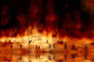 ربما ستكون هذه الصورة مرعبة لك قليلاً في بادئ الأمر .. ولكن إن تمعنت الفكرة وزدت التفكير ستكون سبباً أخر يقنعك بأن الأديان كذبة